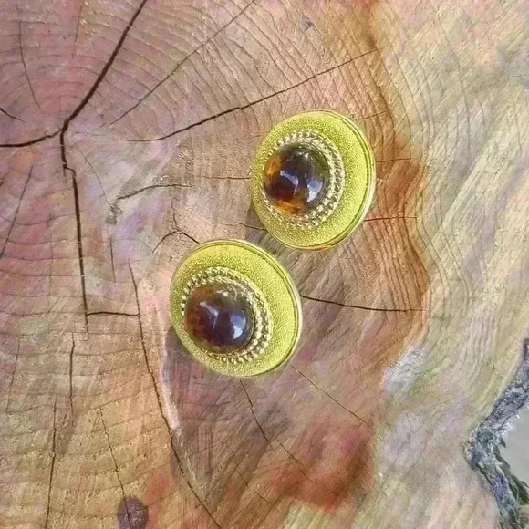Vintage avocado color fabric earrings buttons in Gold-toned - Picture 11 of 17